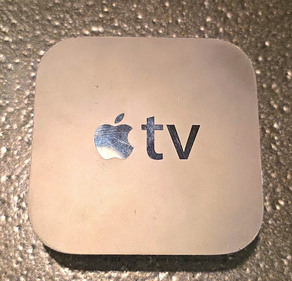 Apple TV 3rd Gen A1469 8GB Black 1080p Streamer Wi-Fi Ethernet HDMI Optical